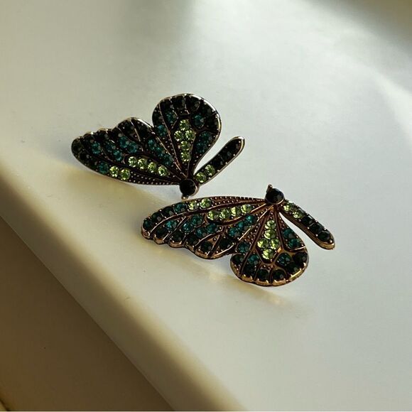 Rhinestone Butterfly Earrings - Picture 6 of 10